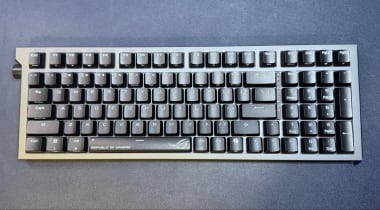 Asus ROG Strix Morph 96 Wireless Review: Cheaper, but not really?