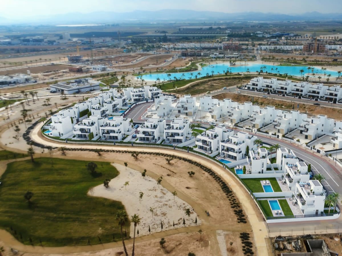 18 m² Pool, 106 m² Flex Room — Villas from €695,000 - Image 1