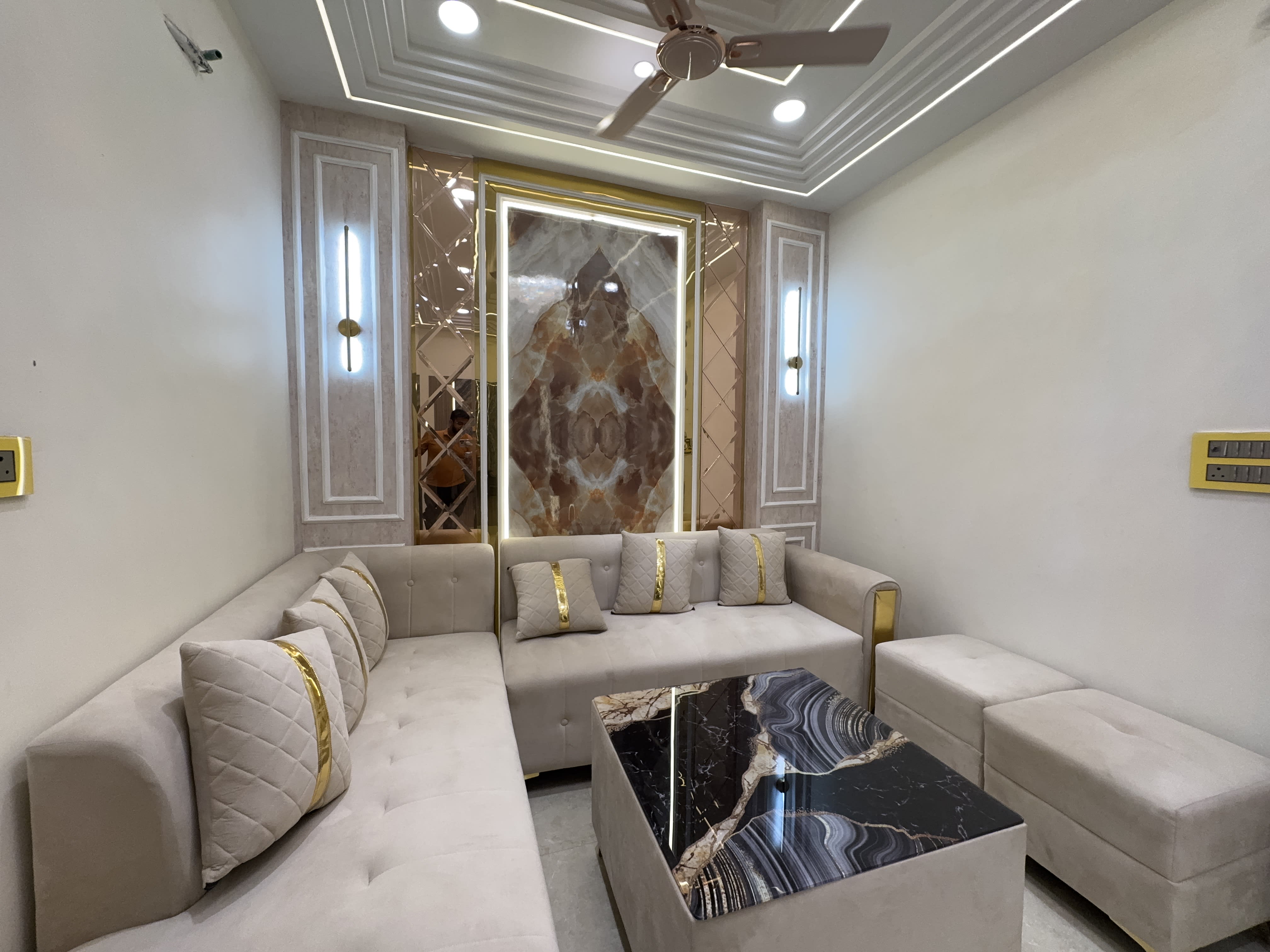 2 BHK Builder Floor, 60 Gaj – Dwarka Mor