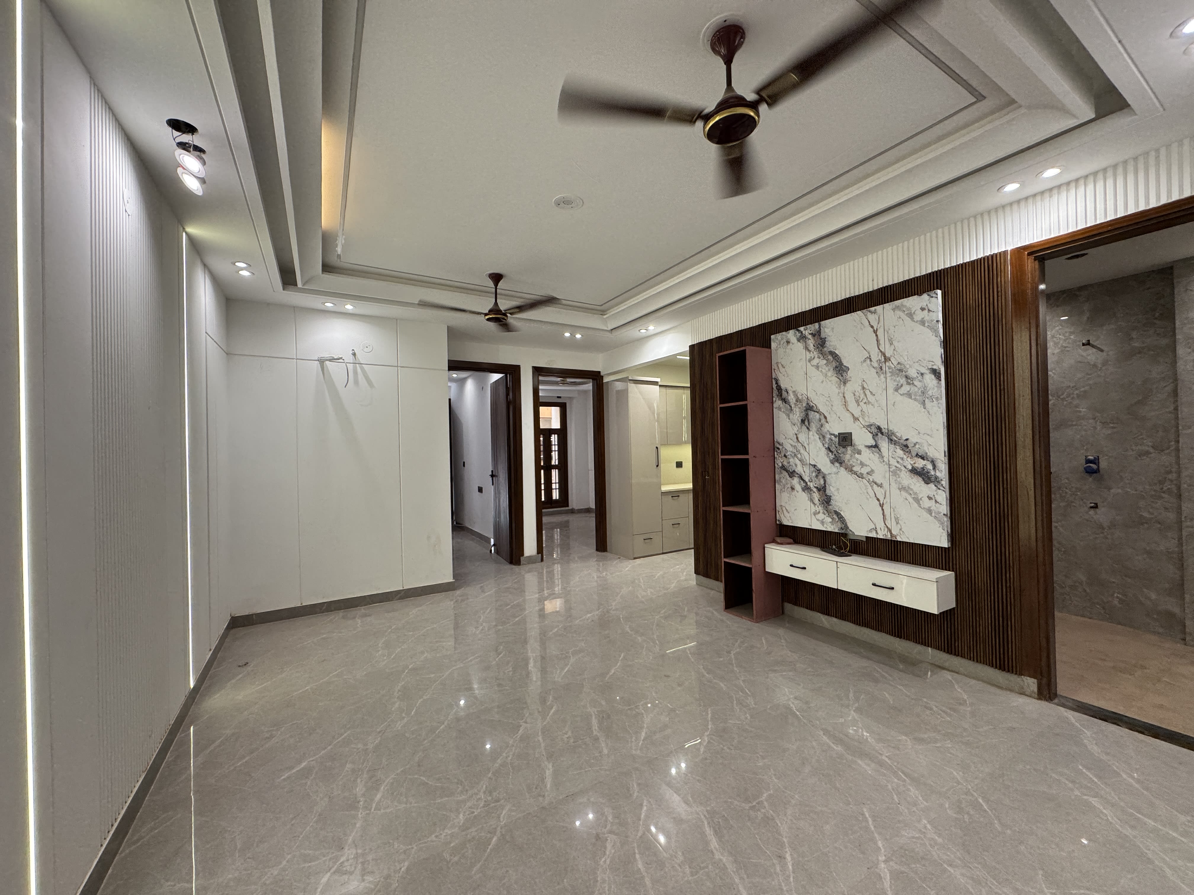 3 BHK Flat | 100 Gaj | Mahavir Enclave, New Delhi