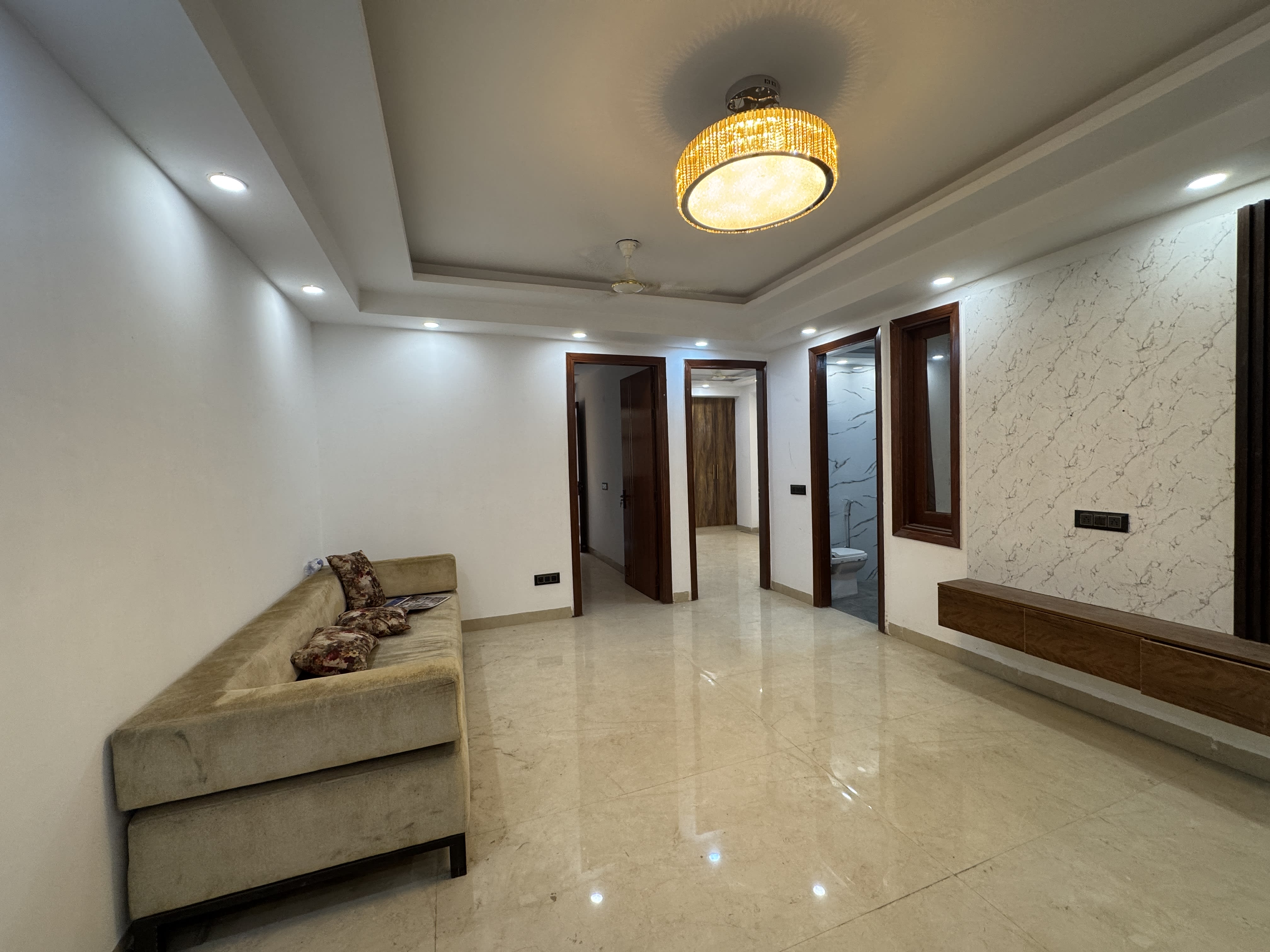 Luxury 3 BHK Flat with Balcony-125 Gaj | Chhatarpur, New Delhi