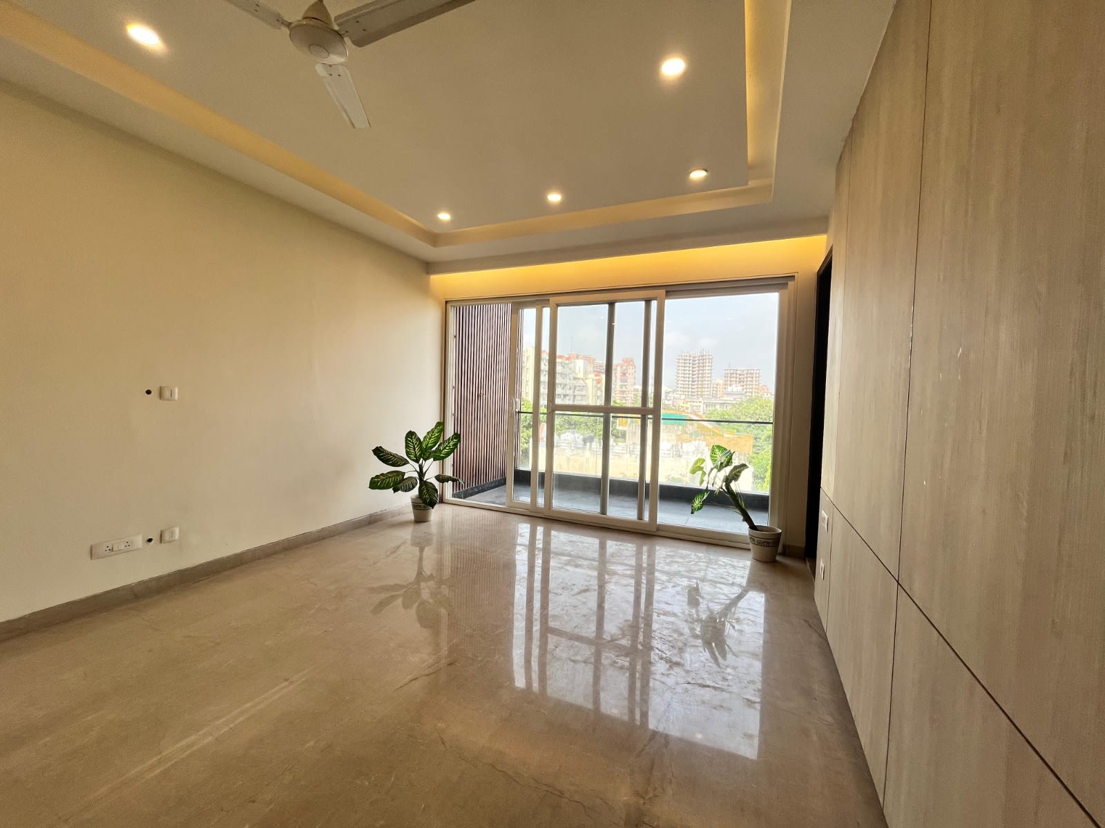 Luxurious 4BHK Builder Floor Top Floor in Sector 56, Sushant Lok 3, Gurgaon