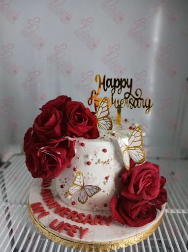 Red Rose Anniversary Two Tier Cake Faisalabad