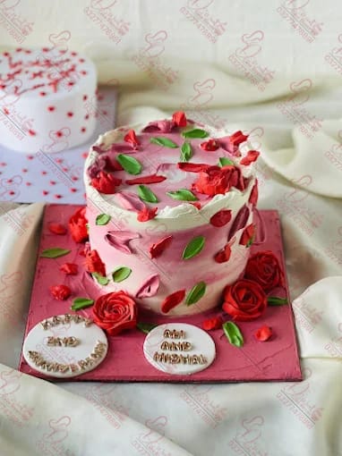 Dreamy Rose Buttercream Love Theme Cake Faisalabad