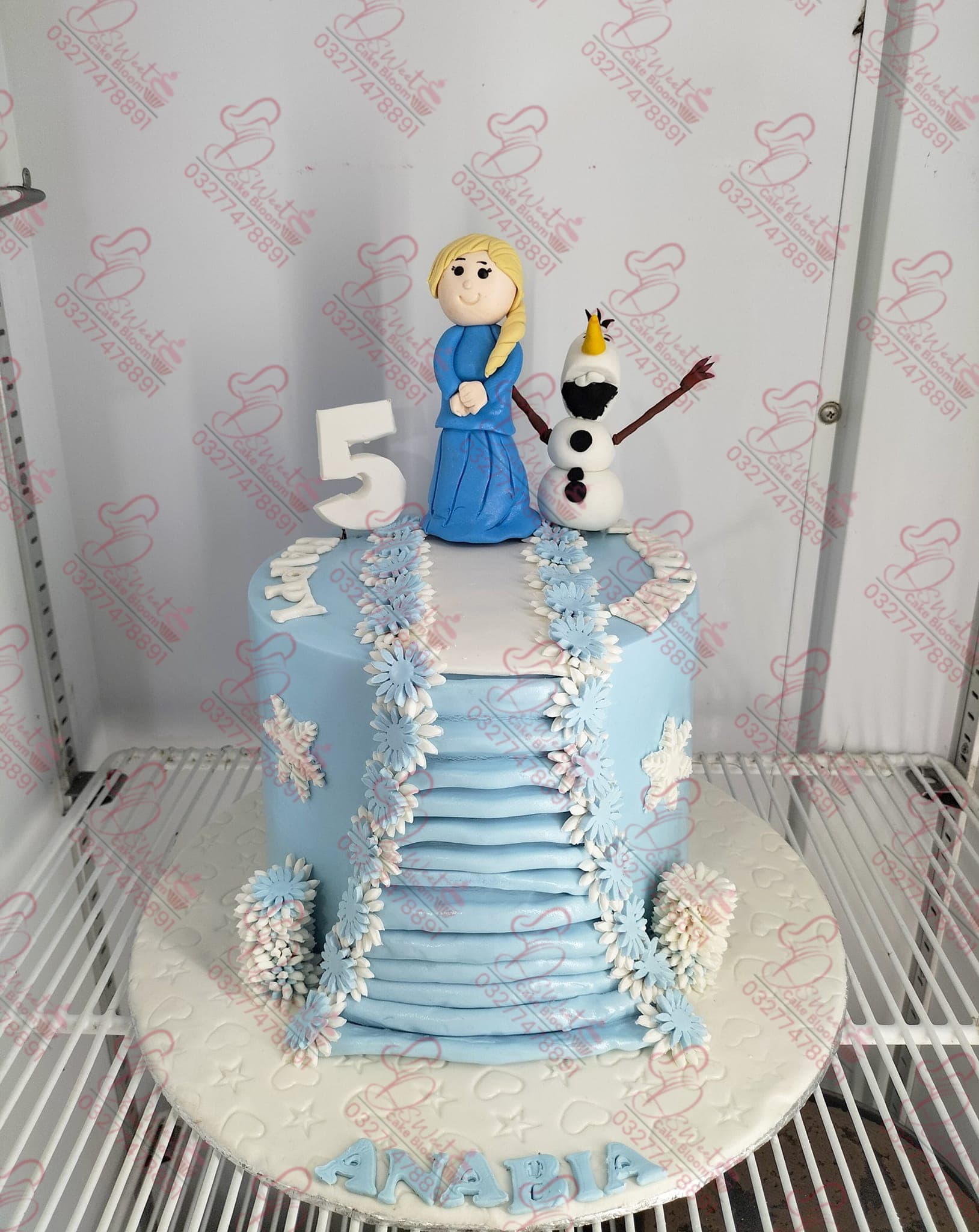 Baby Girl Frozen Birthday Cake Rawalpindi