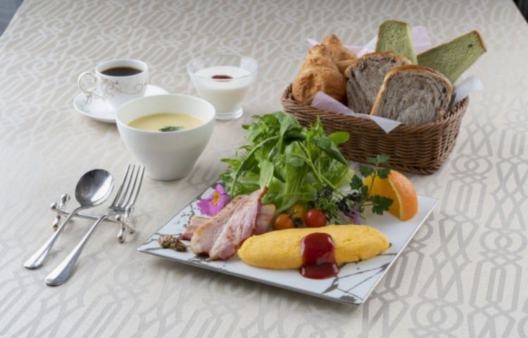 朝食