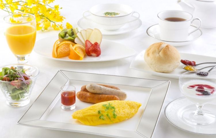 朝食