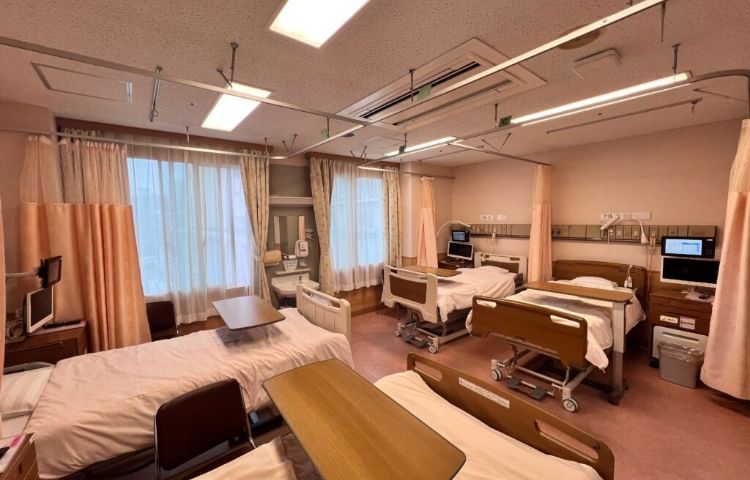 本館｜大部屋（4名）