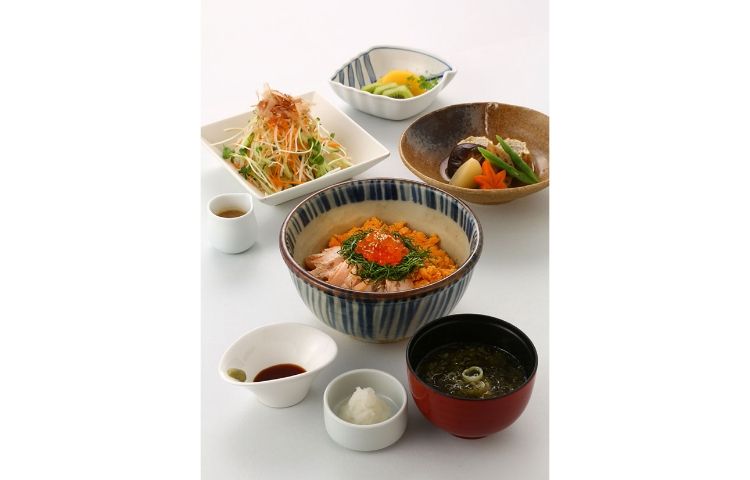 昼食例