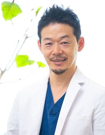 釣谷 充弘