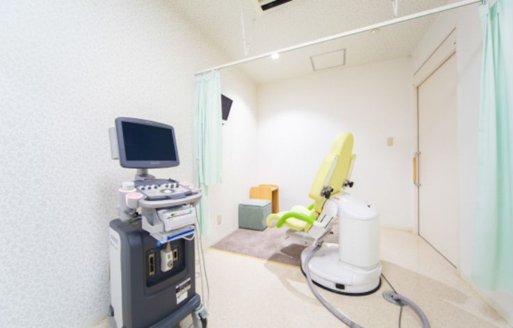 外来内診室