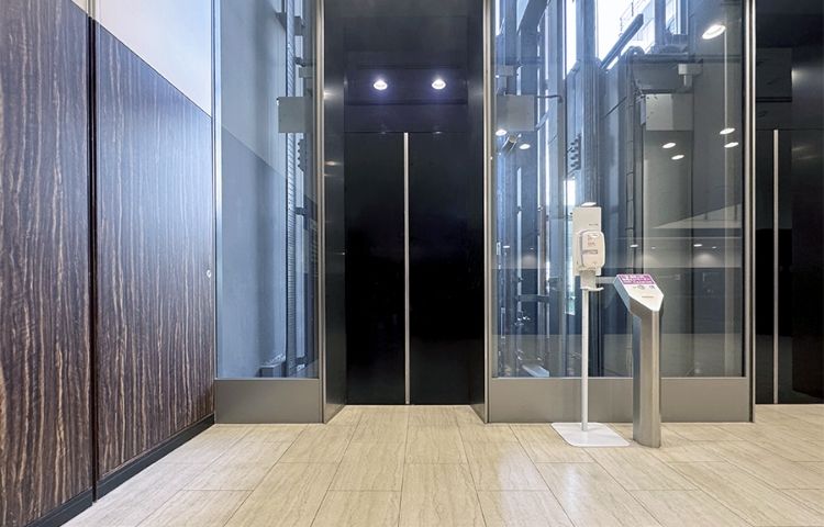産科への直通エレベーター 