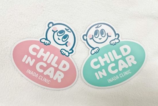 「CHILD IN CAR」ステッカー