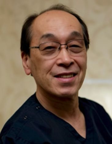 六川 俊一