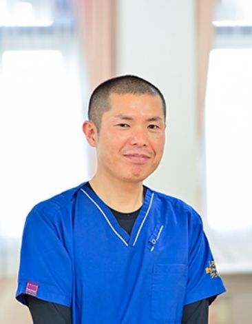 城山 照貴