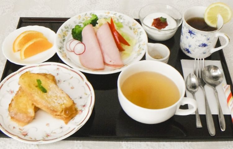 朝食