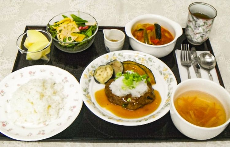 夕食