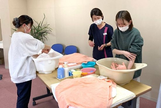 スピカちゃんクラス　対象│1ヶ月健診後～生後4ヶ月未満