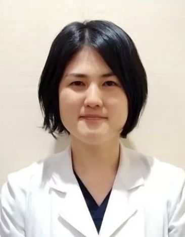 富田 友衣