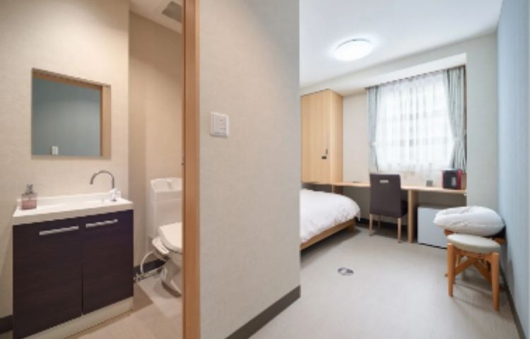 個室 シャワー・トイレ付き