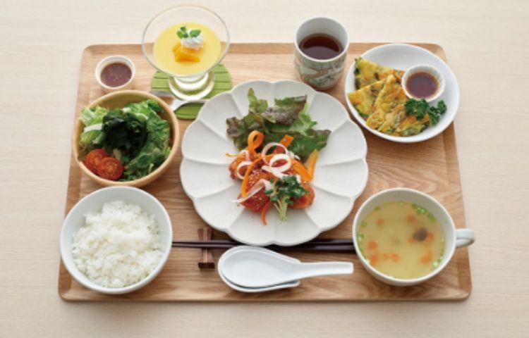 夕食