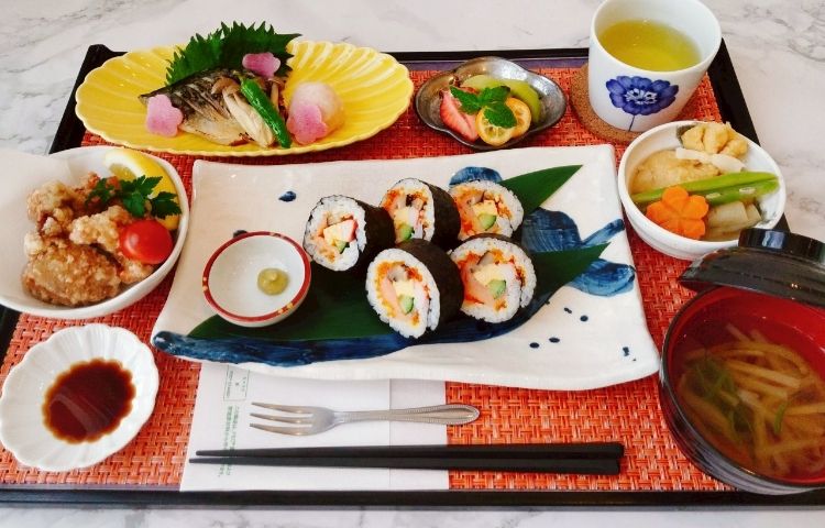 夕食
