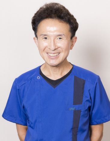 小國 信嗣