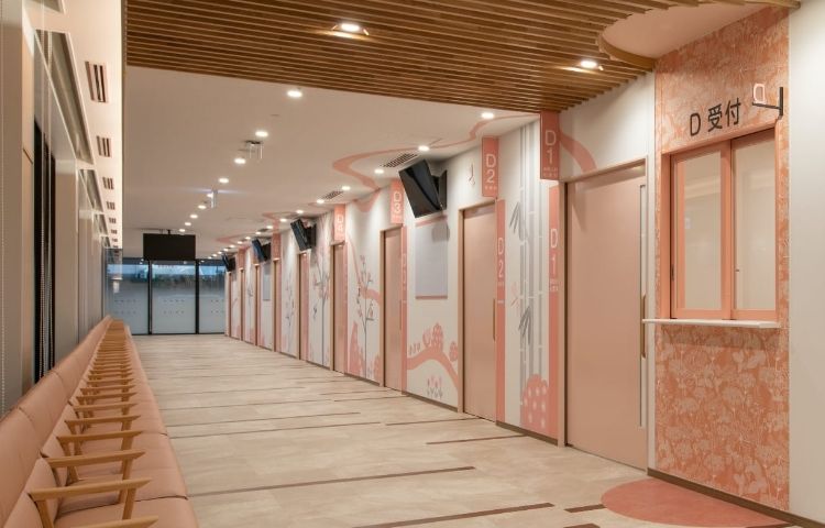総合受付カウンター