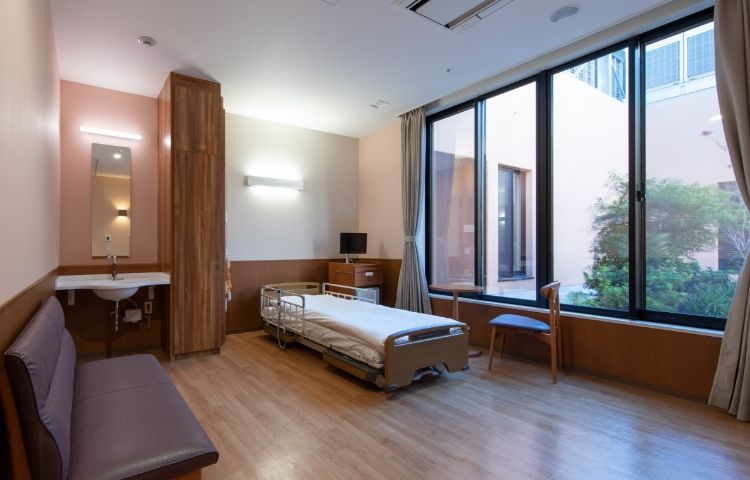 個室B