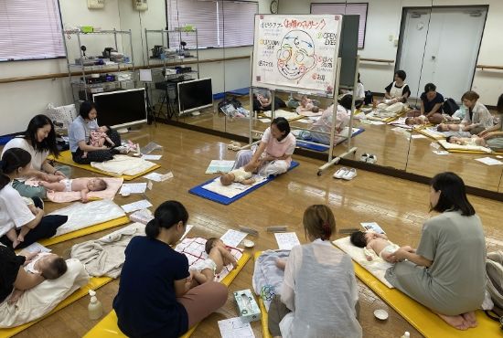 ベビーマッサージ