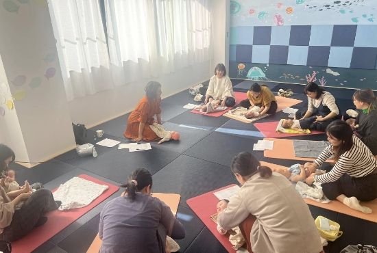 ベビーマッサージ