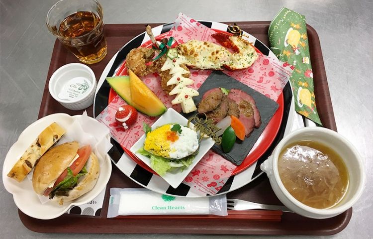 朝食
