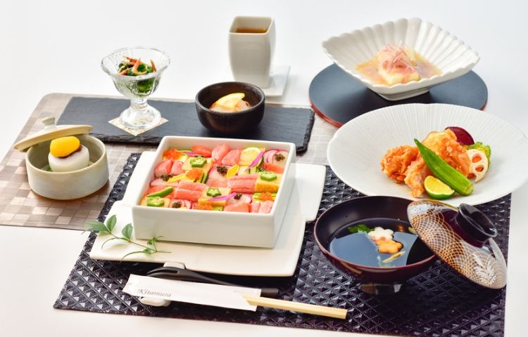 夕食