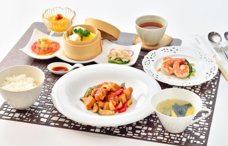 夕食