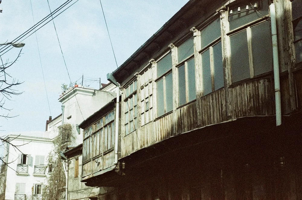 A random balcony