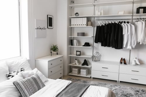 Comment aménager un dressing pour une chambre parentale ?