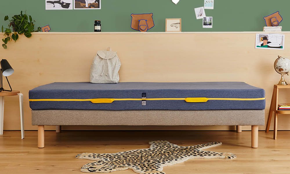 Matelas mousse en 2 parties, lit évolutif enfant