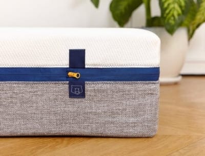 about.album.alt.pola-picture-3