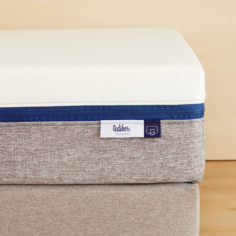Matelas 90x200 Tediber - Mousse et mémoire de forme -  Livraison en 24h à 72h gratuite, 100 nuits d'essai et retours gratuits.