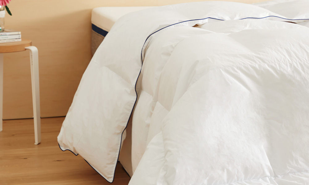 Couette ou couverture lestée que choisir pour rester au chaud cet