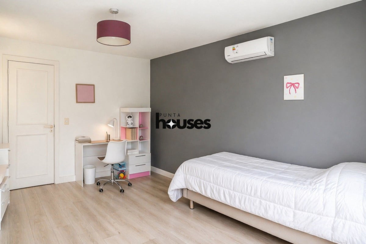 House-Marly-Modern-House-PDE1.jpg