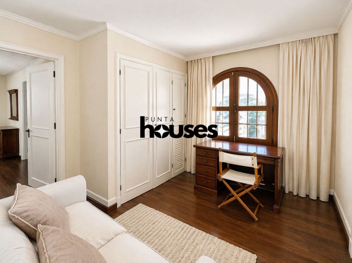HouseLuganoPde5BR14.jpg