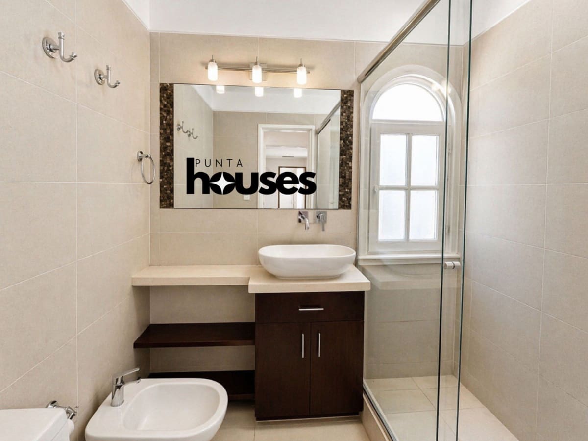 HouseLuganoPde5BR24.jpg