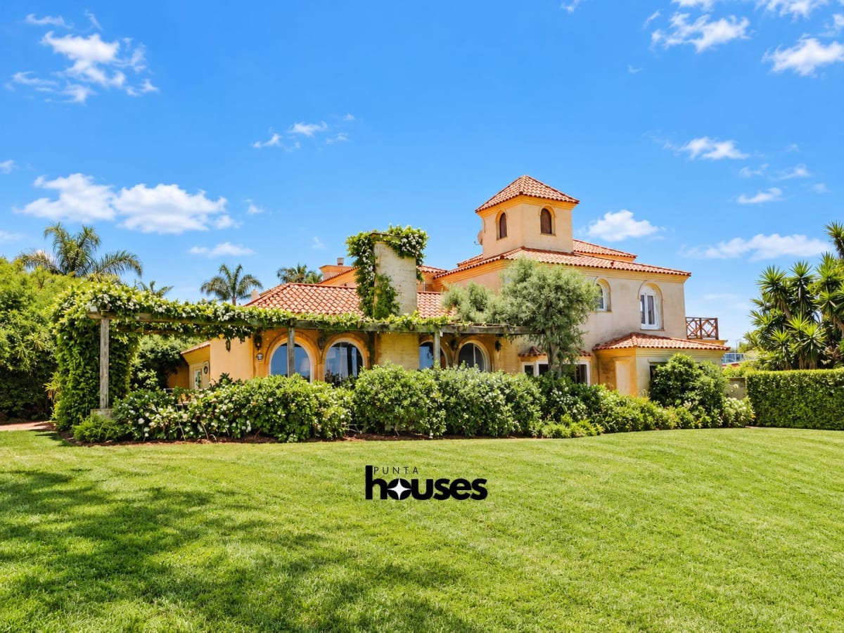 el-chorro-ocean-view-estate-main-house-garden.jpg