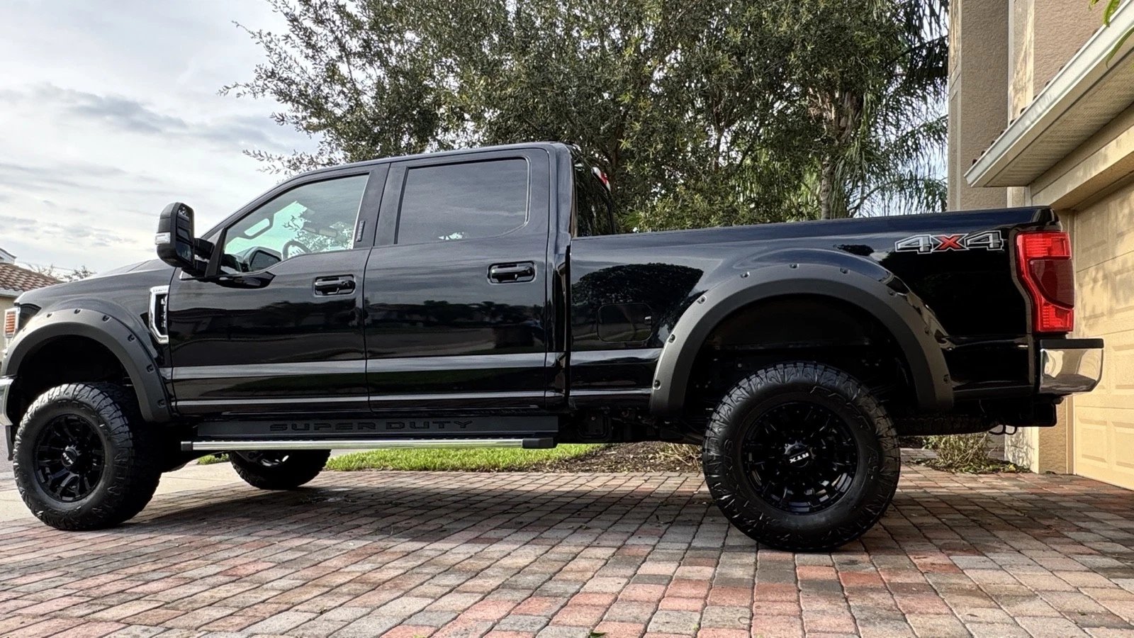 2022 FORD F-350 - View 3