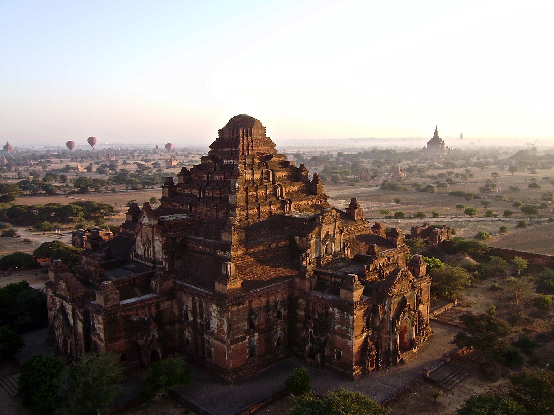 Bagan & Inle Lake aerial view