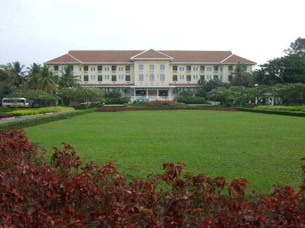 Raffles Grand Hotel d’Angkor exterior