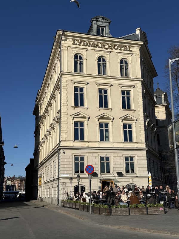 Lydmar Hotel exterior