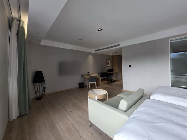 Suvretta House interior