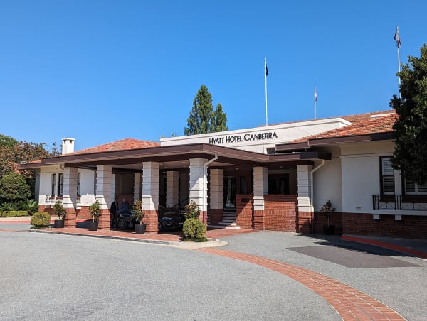 Hyatt Hotel Canberra – A Park Hyatt Hotel exterior